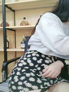 ??飢渴女醫師偷吃小鮮肉實習醫生??23分鐘無碼色情性交